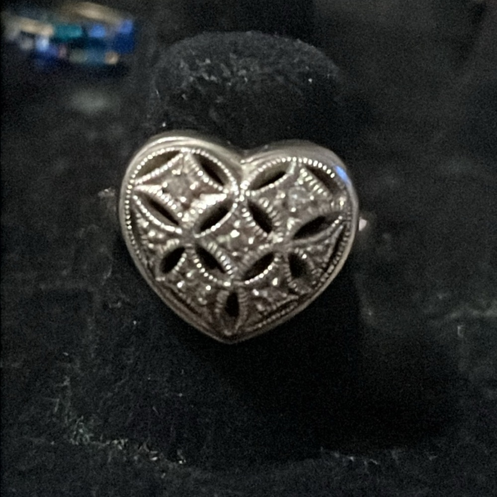 925 Sterling Silver Natural Diamonds Heart Shaped Ring♥️